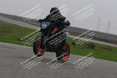 media/Nov-30-2025-TrackDaz (Sun) [[d8b22663df]]/A Group/Session 4 (Wheelie Bump)/